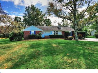 902 Fairhill Rd, Sellersville, PA 18960