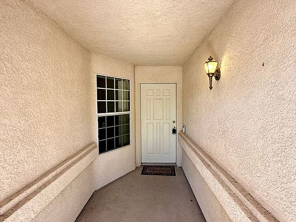 5th image of 2083 E Drover Dr