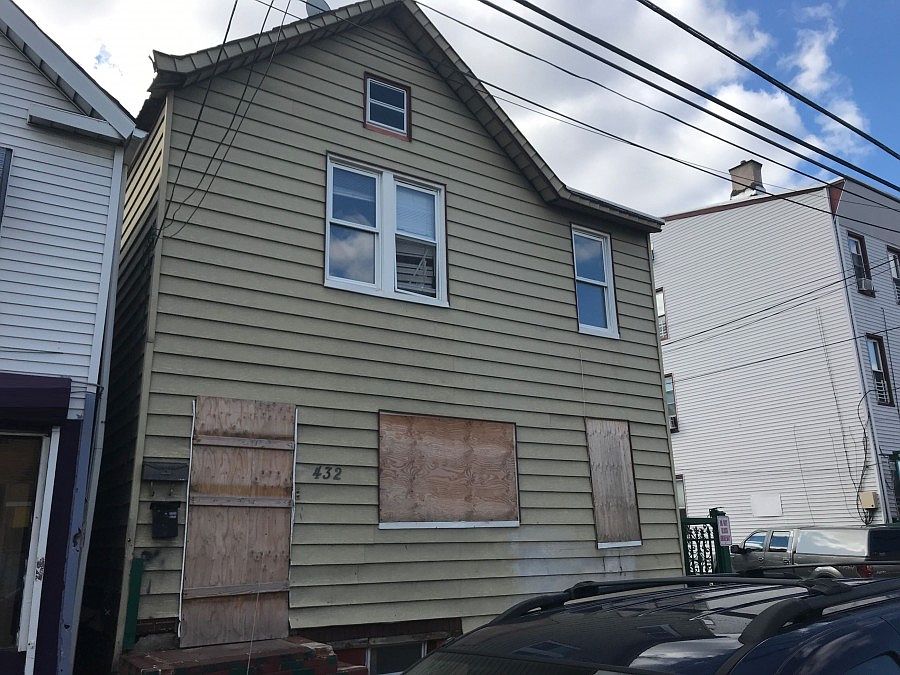 2nd image of 432 Elizabeth Ave