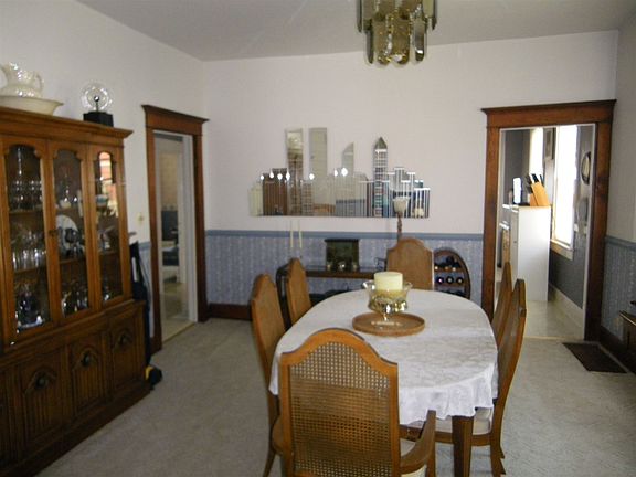 3rd image of 1310 Edgar St