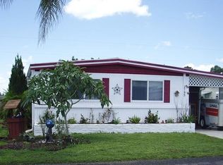 2795 Deerfield Dr, North Fort Myers, FL 33917