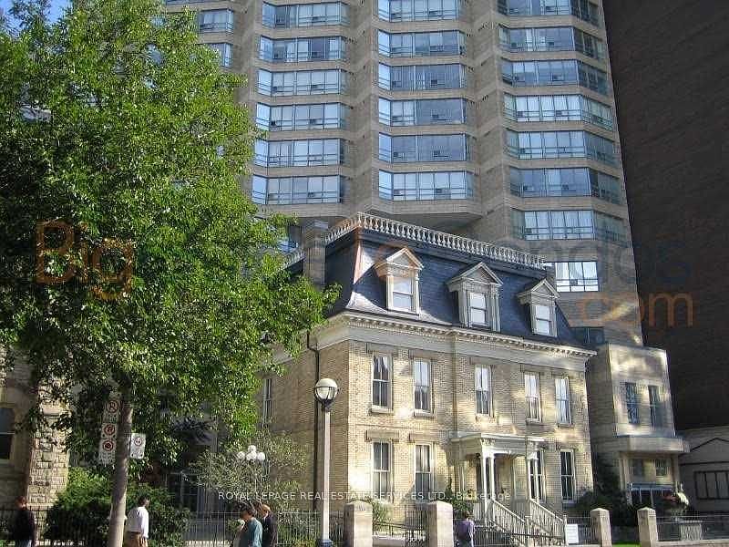 1st image of 71 Simcoe St #1503