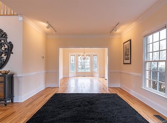 5th image of 10514 Penmarric Ct