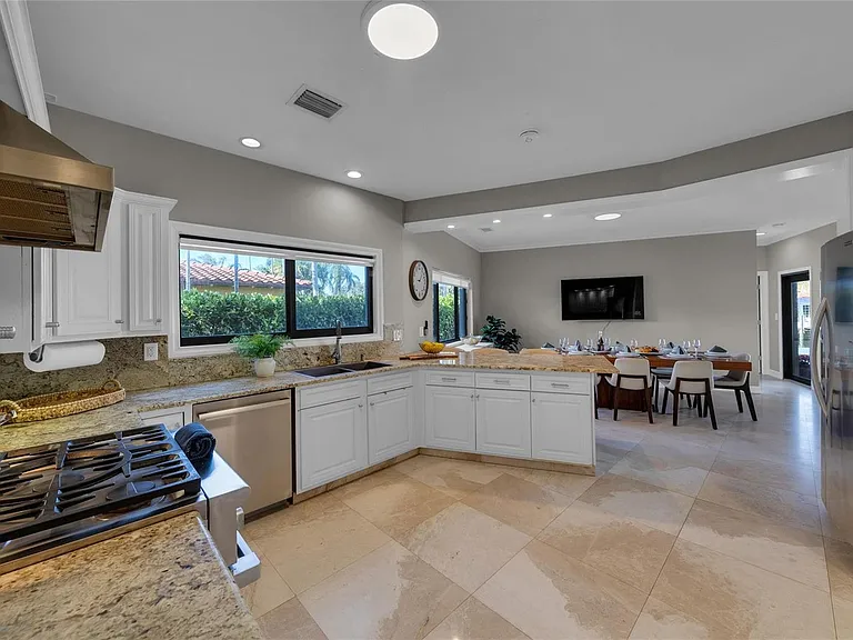 616 Riviera Isle Dr — Photo 53