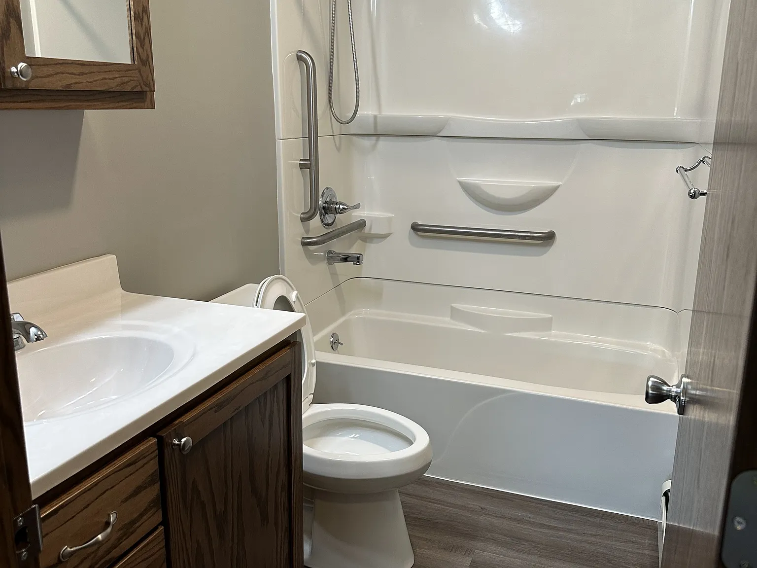 2 bed, 800 sqft, $900 — Photo 2