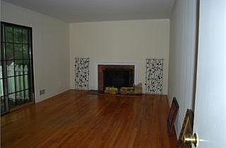 3rd image of 12 Saratoga Way
