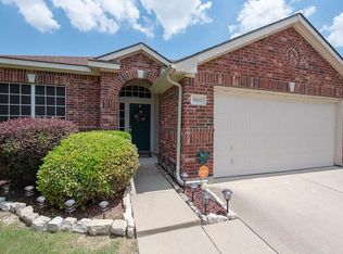 6603 Kinross Dr, Arlington, TX 76002