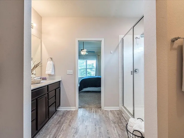 125 Groesbeck Ln — Photo 16