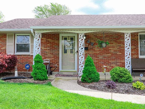 3rd image of 3224 Revlon Dr