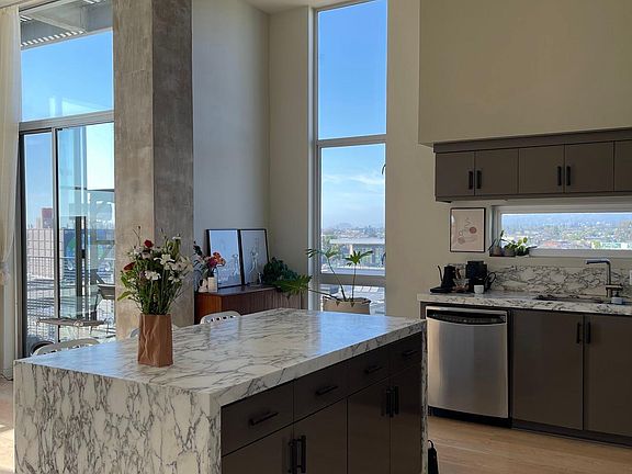 Luxurious marble waterfall