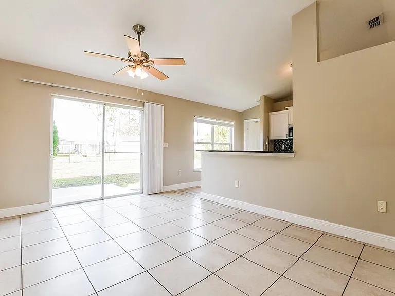 870 Jarnac Dr — Photo 4