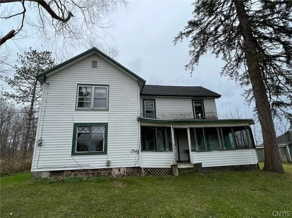 312 County Route 54, Pennellville, NY 13132