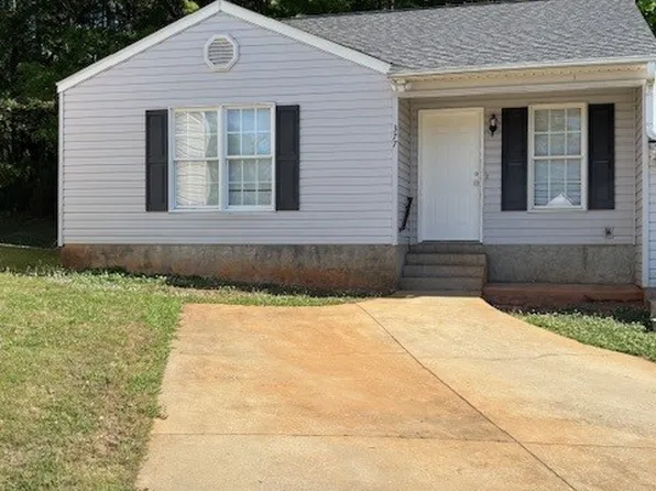 379 Miller Pointe Dr #377, Inman, SC 29349