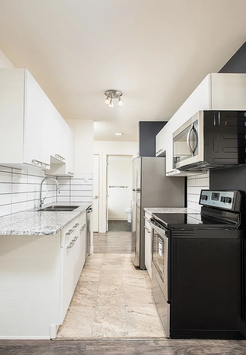 Winston Manor Apartments — Photo 1