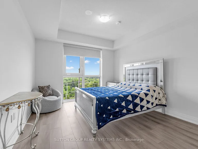 509 Dundas St W #521 — Photo 20