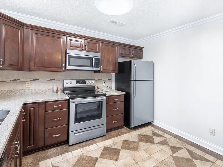 4310 Tee Pee Dr — Photo 11