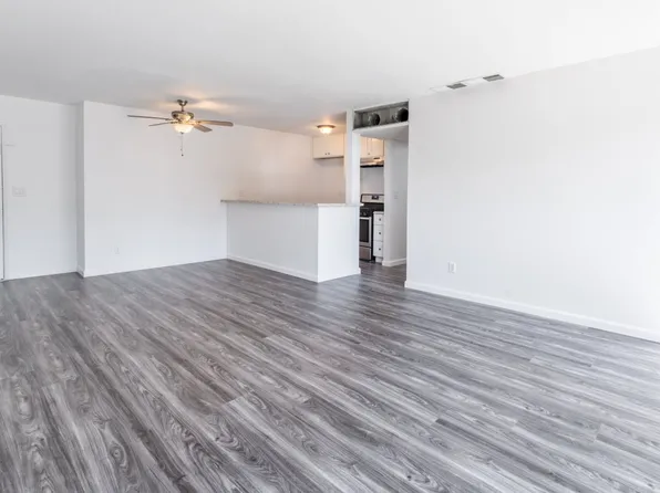 8601 International Ave Unit 106, Canoga Park, CA 91304