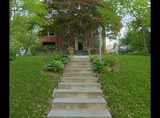 5134 Wyandotte St, Kansas City, MO 64112