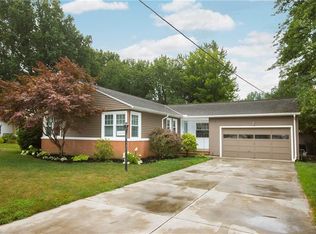 29655 Osborn Rd, Bay Village, OH 44140