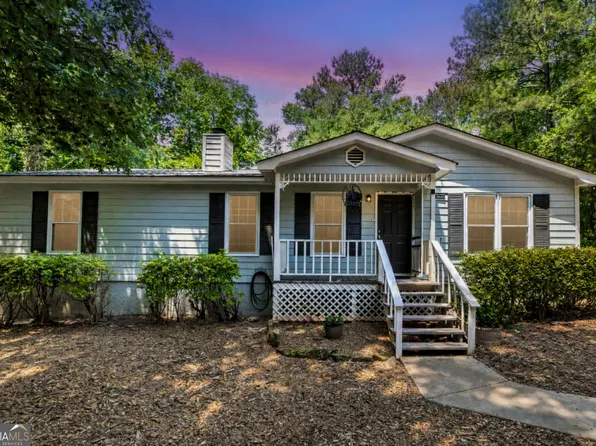 1201 Sid Hunter Rd, Senoia, GA 30276