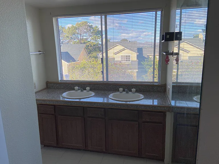 251 Seawind Dr — Photo 17