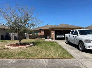 7826 Diamond Oak Dr, Texas City, TX 77591