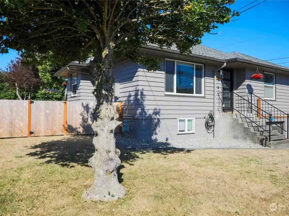 2205 Trenton Avenue, Bremerton, WA 98310