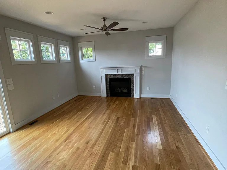 2513 Francis St — Photo 18