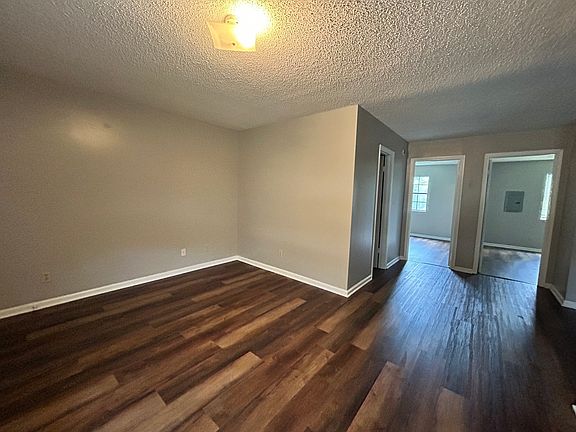 2nd image of 2710 S Taft St #4