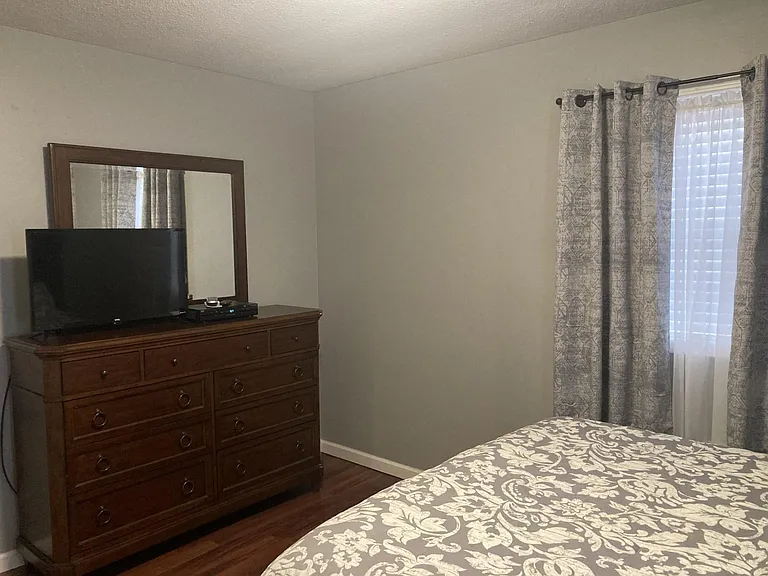 3504 Vicki St — Photo 10