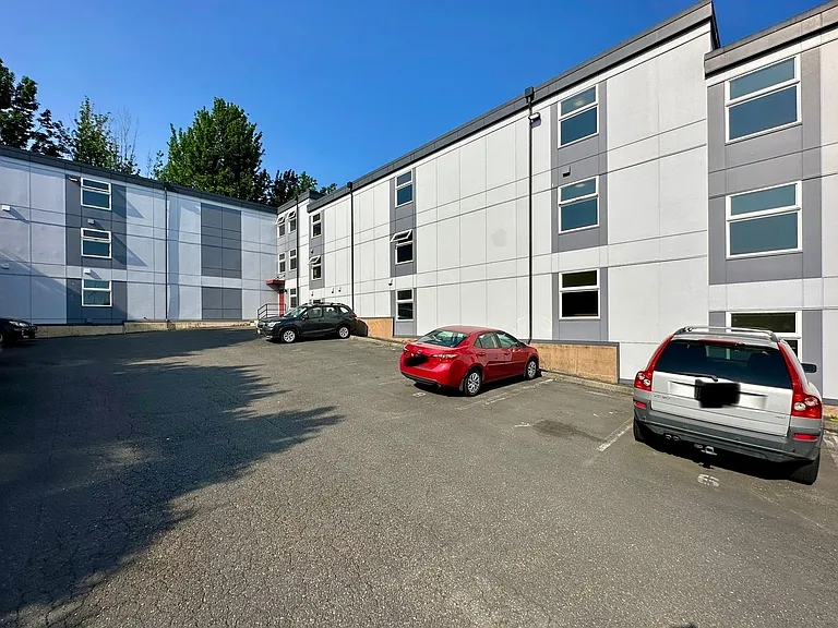 3661 Phinney Ave N #308 — Photo 2