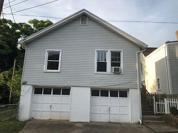 2nd image of 809 Somerset Dr