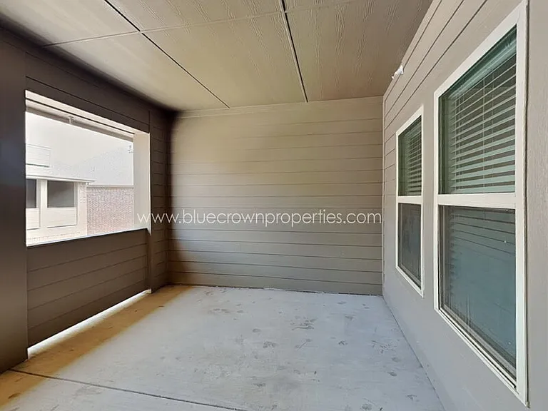 2431 Klamath Dr — Photo 17