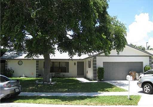 1st image of 1205 SE 9th Ave
