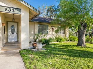 831 McGar St, New Braunfels, TX 78130