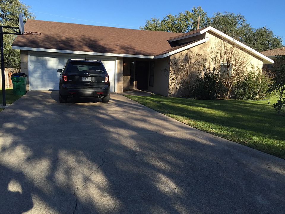1st image of 107 Doublehorn St