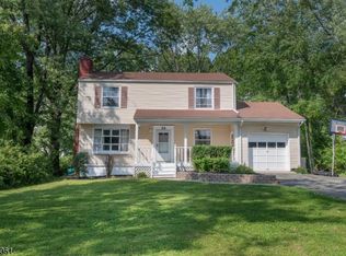 26 Crescent Rd, Pine Brook, NJ 07058