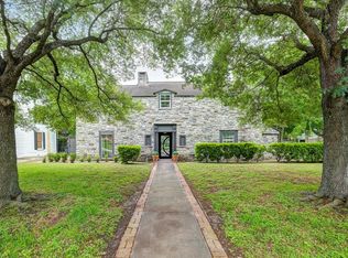3071 Locke Ln, Houston, TX 77019