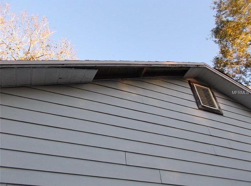 2nd image of 222 Moonbeam Rd