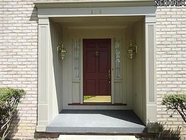 5th image of 105 N Crandon Ave