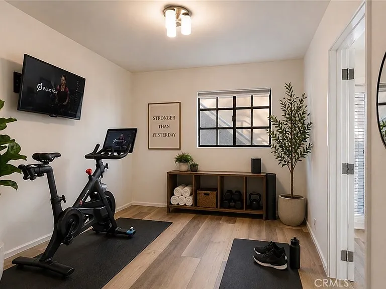 5226 Medina Rd — Photo 23