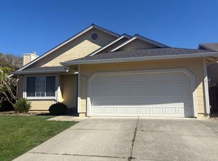 118 Furber Ln, Cloverdale, CA 95425