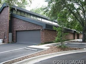 2nd image of 2521 NW 41st St