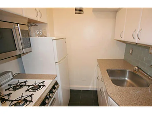 Rented by Corcoran | media 2