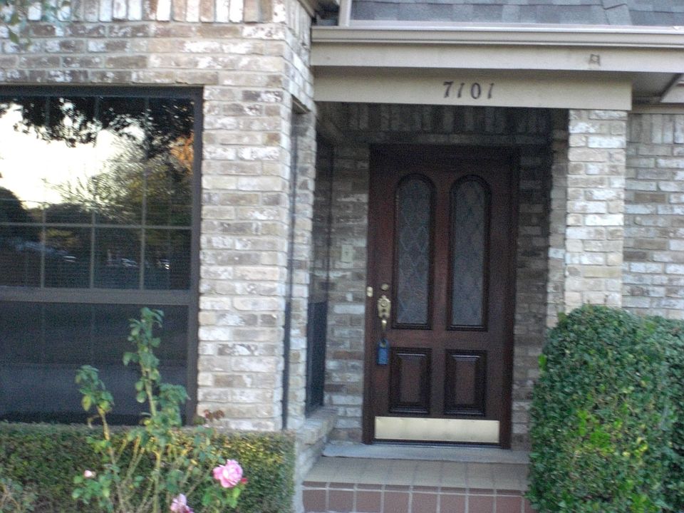 1st image of 7101 Casablanca Ct