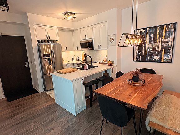 2nd image of 19 Grand Trunk Cres #301