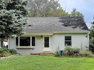 4807 Carleton Rd, Minnetonka, MN 55343