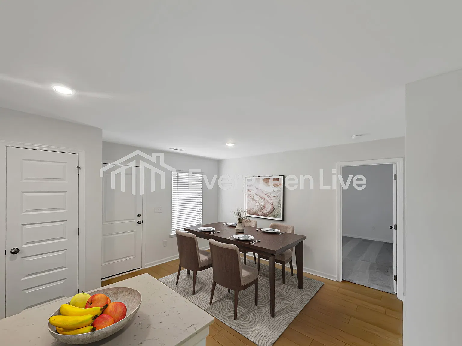 3 bed, 2.0 bath, 1260 sqft, $1,990 — Photo 4