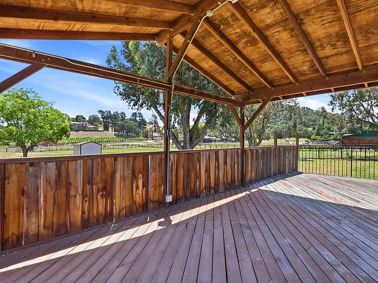 10200 Parrish View Dr — Photo 33