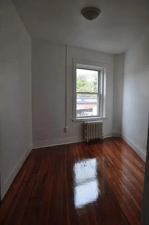 3 bed, 1000 sqft, $2,795 — Photo 2